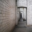 Dead Man’s Walk, Old Bailey